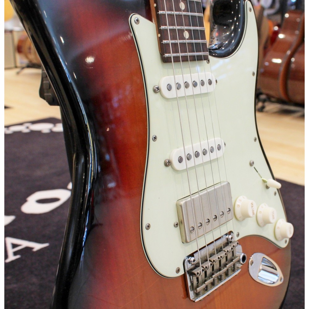 Suhr Classic S Antique Roasted 3 Tone Sunburst