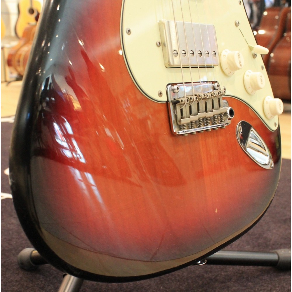 Suhr Classic S Antique Roasted 3 Tone Sunburst