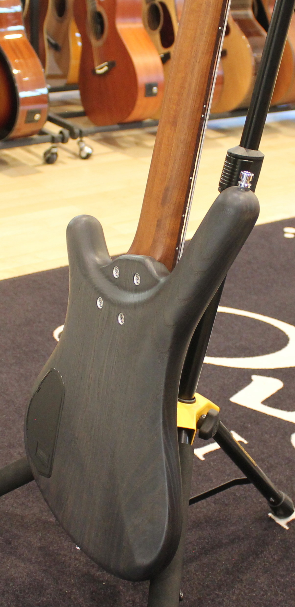 Warwick Corvette STD Ash 5 Nirvana Black Transparent Satin - immagine 10