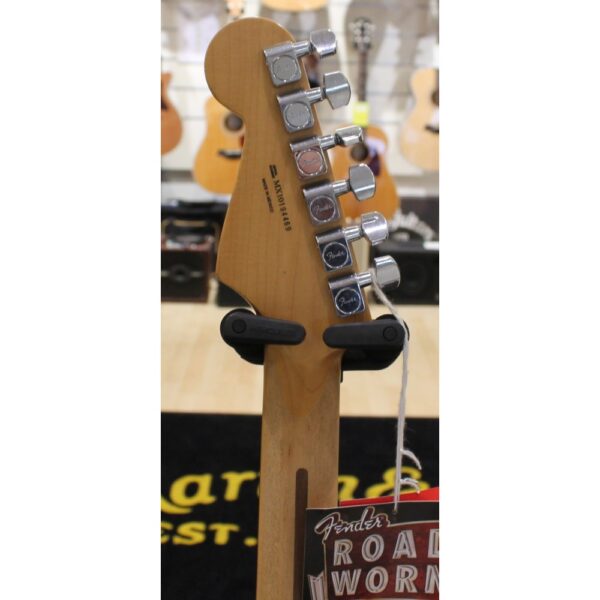 Fender Player Road Worn HSS Stratocaster Inca Silver