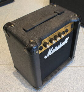 Marshall MG10CD USATO cod. 3921 > Lenzotti Strumenti Musicali