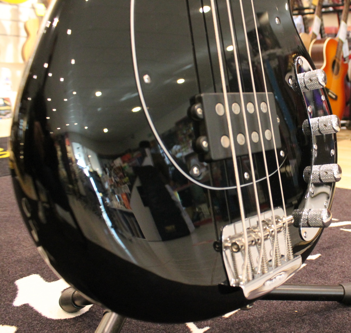 Music Man StingRay Special 4H Black - immagine 3
