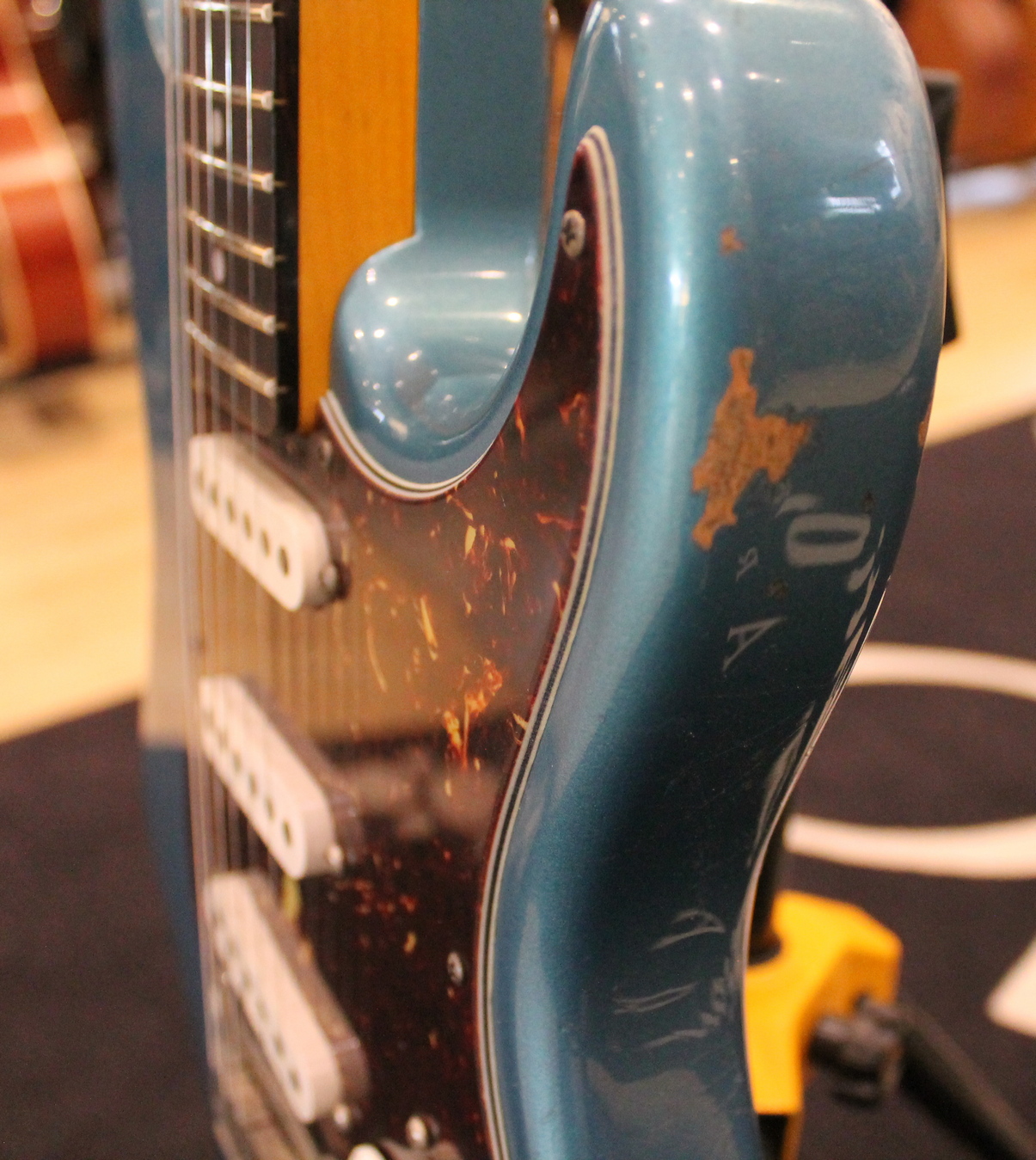 G&L Legacy Rustic Lake Placid Blue - immagine 8