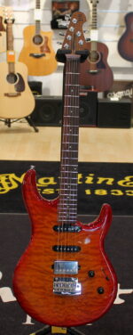 Music Man Luke III Cherry Burst Quilt Roasted Maple Neck