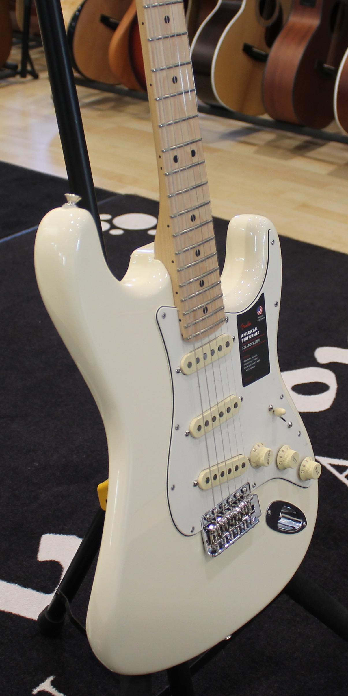 Fender American Performer Stratocaster OW EX DEMO - immagine 2