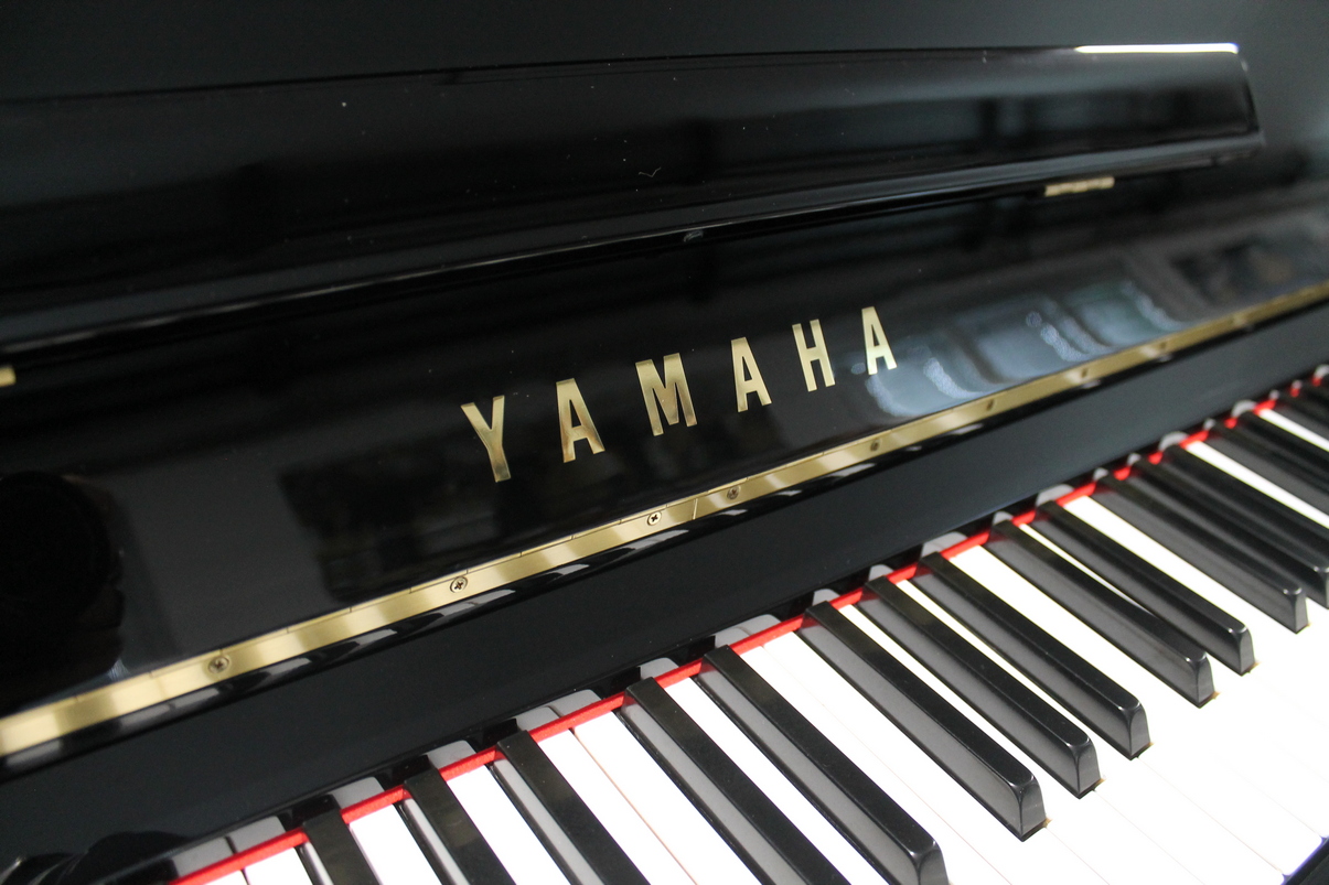 Yamaha U3 H Pianoforte Verticale Ricondizionato - immagine 3