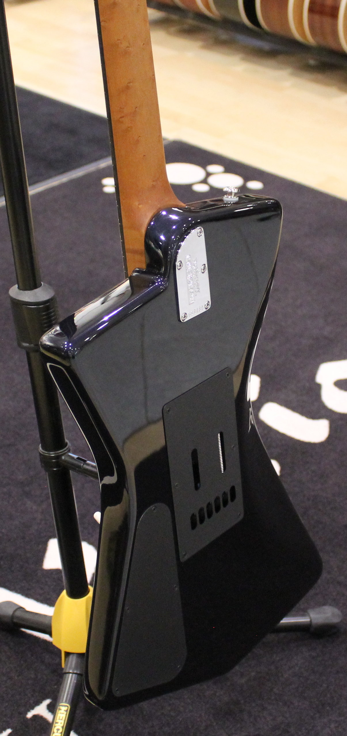 Music Man St. Vincent Goldie Guitar Ebony Fretboard Silk Charmeuse - immagine 11