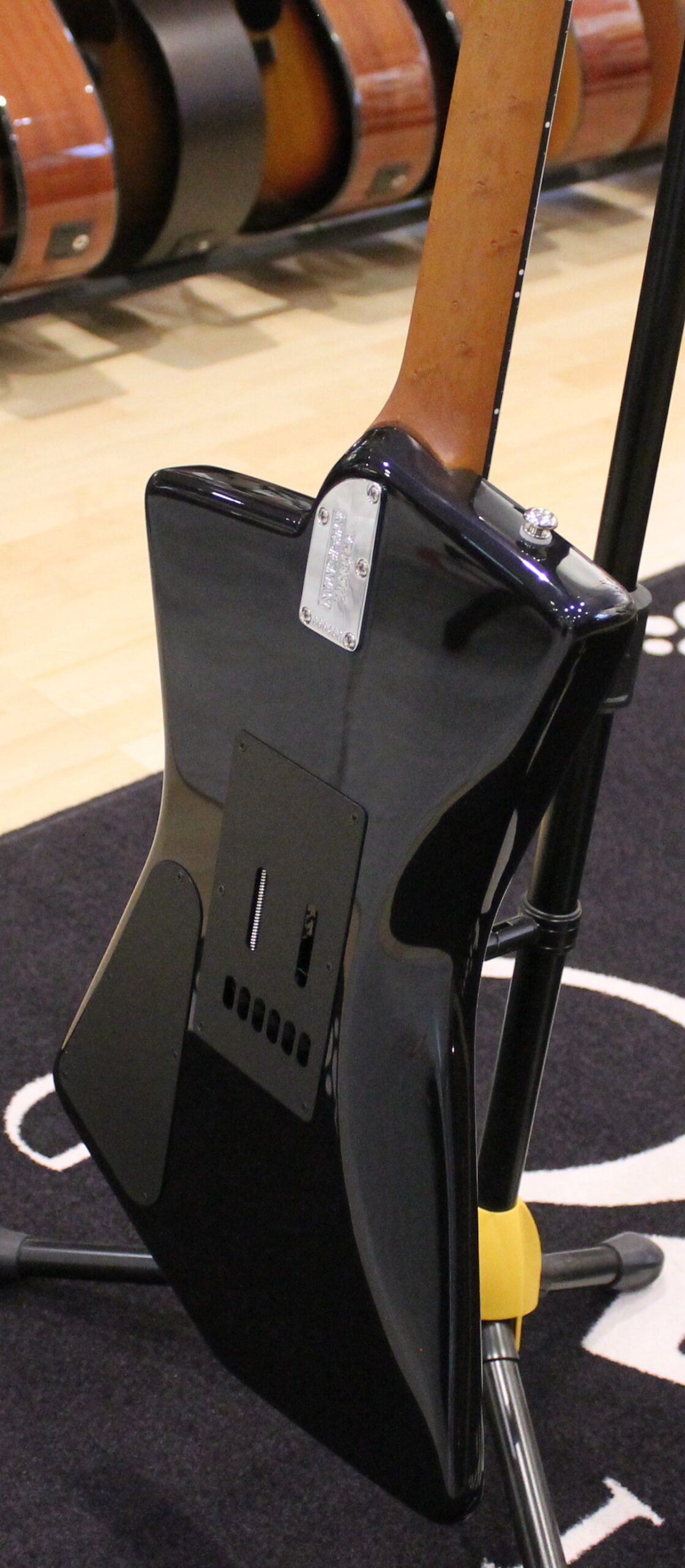 Music Man St. Vincent Goldie Guitar Ebony Fretboard Silk Charmeuse - immagine 12