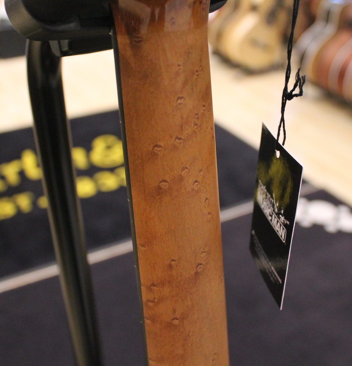 Music Man St. Vincent Goldie Guitar Ebony Fretboard Silk Charmeuse - immagine 15