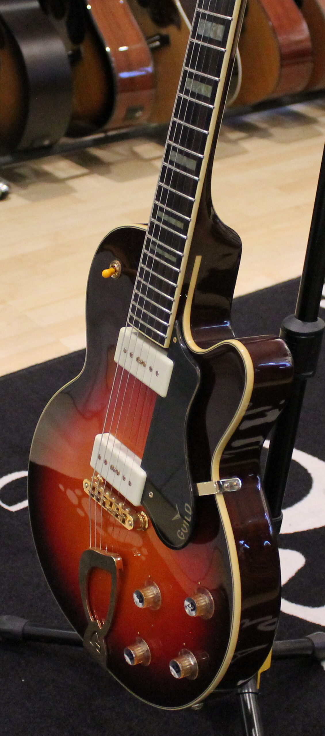 Guild M75 Aristocrat USATO Cod.83621 - immagine 3