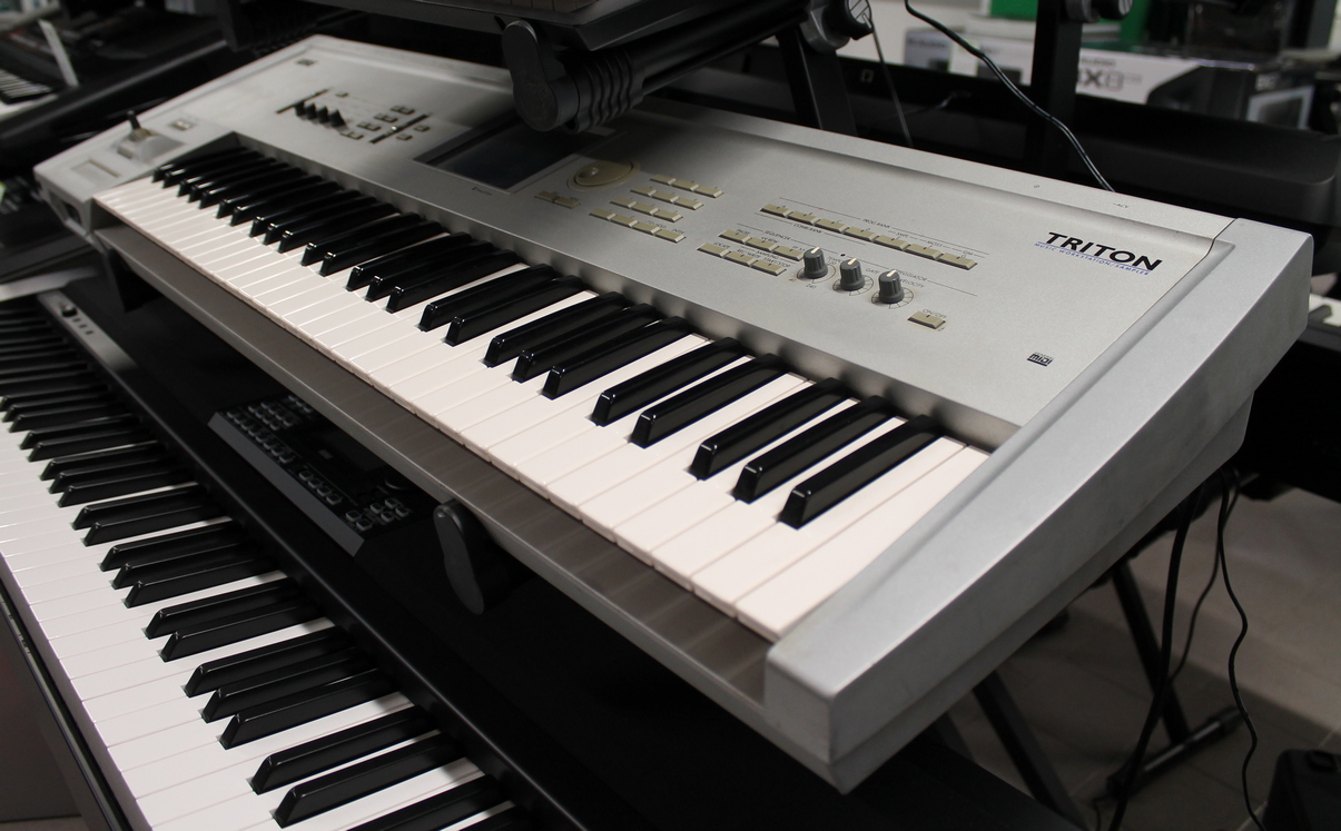 Korg Triton USATO cod. 87321 - immagine 2