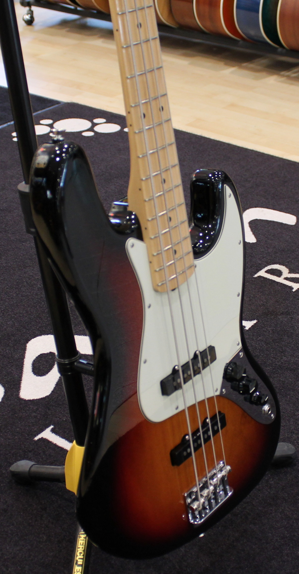 Fender American Professional Jazz Bass USATO cod. 104521 - immagine 2