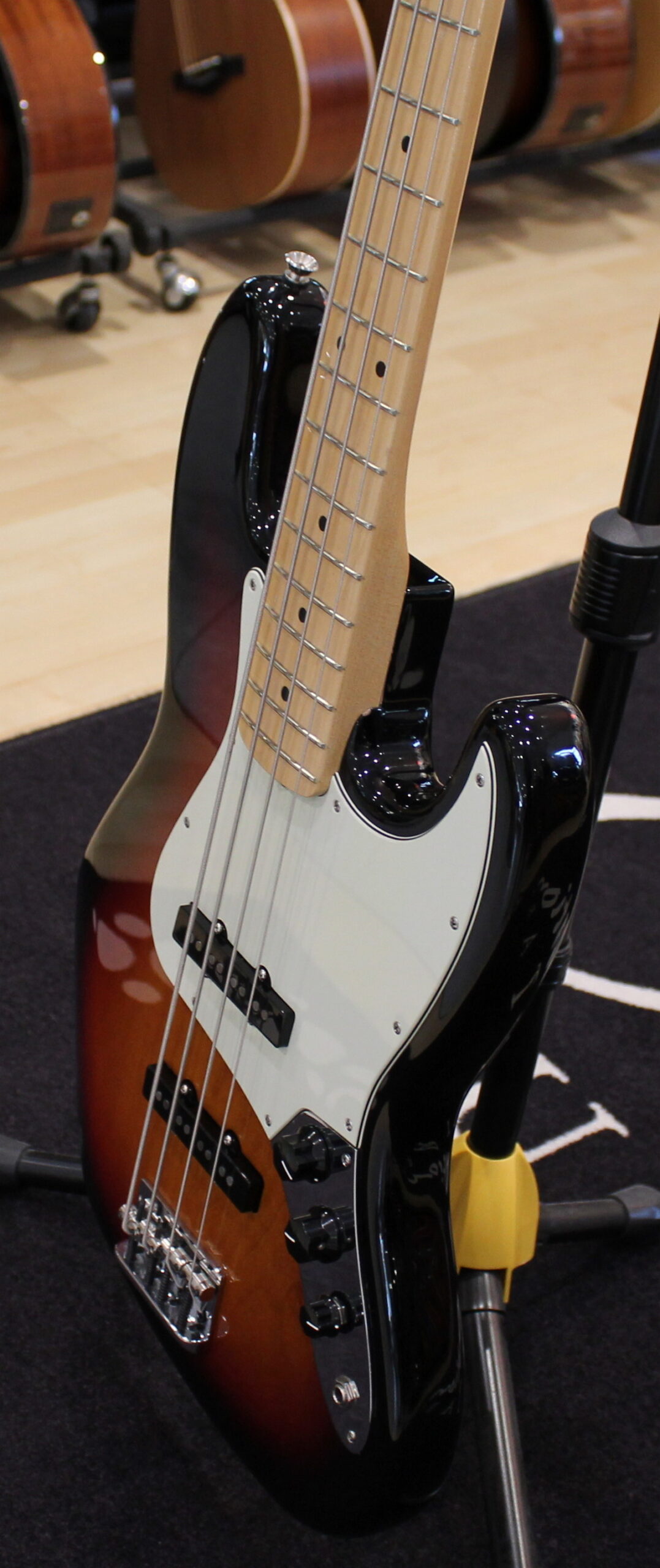 Fender American Professional Jazz Bass USATO cod. 104521 - immagine 4