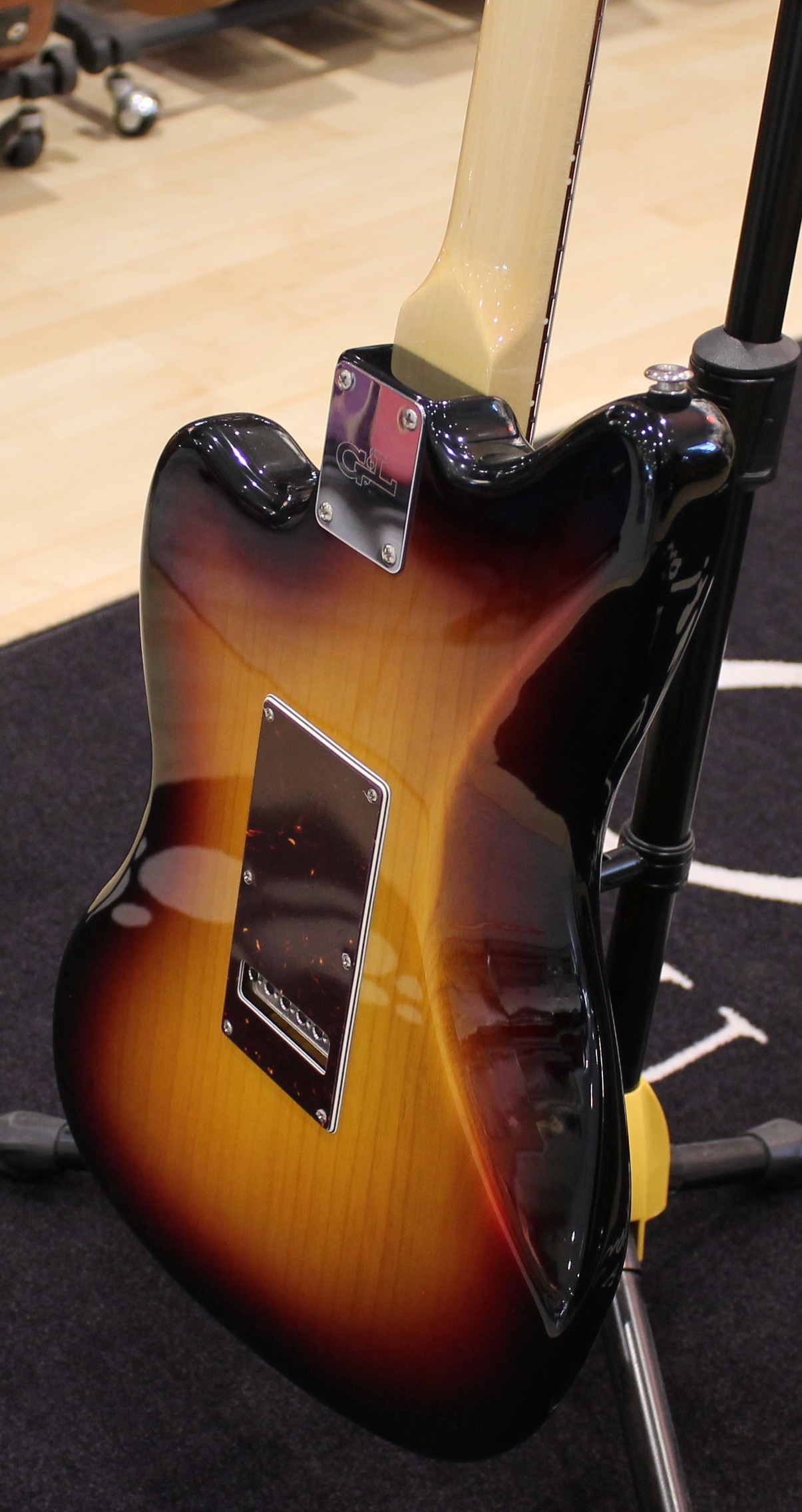 G&L Doheny Fullerton Deluxe USA 3 Tone Sunburst - immagine 9