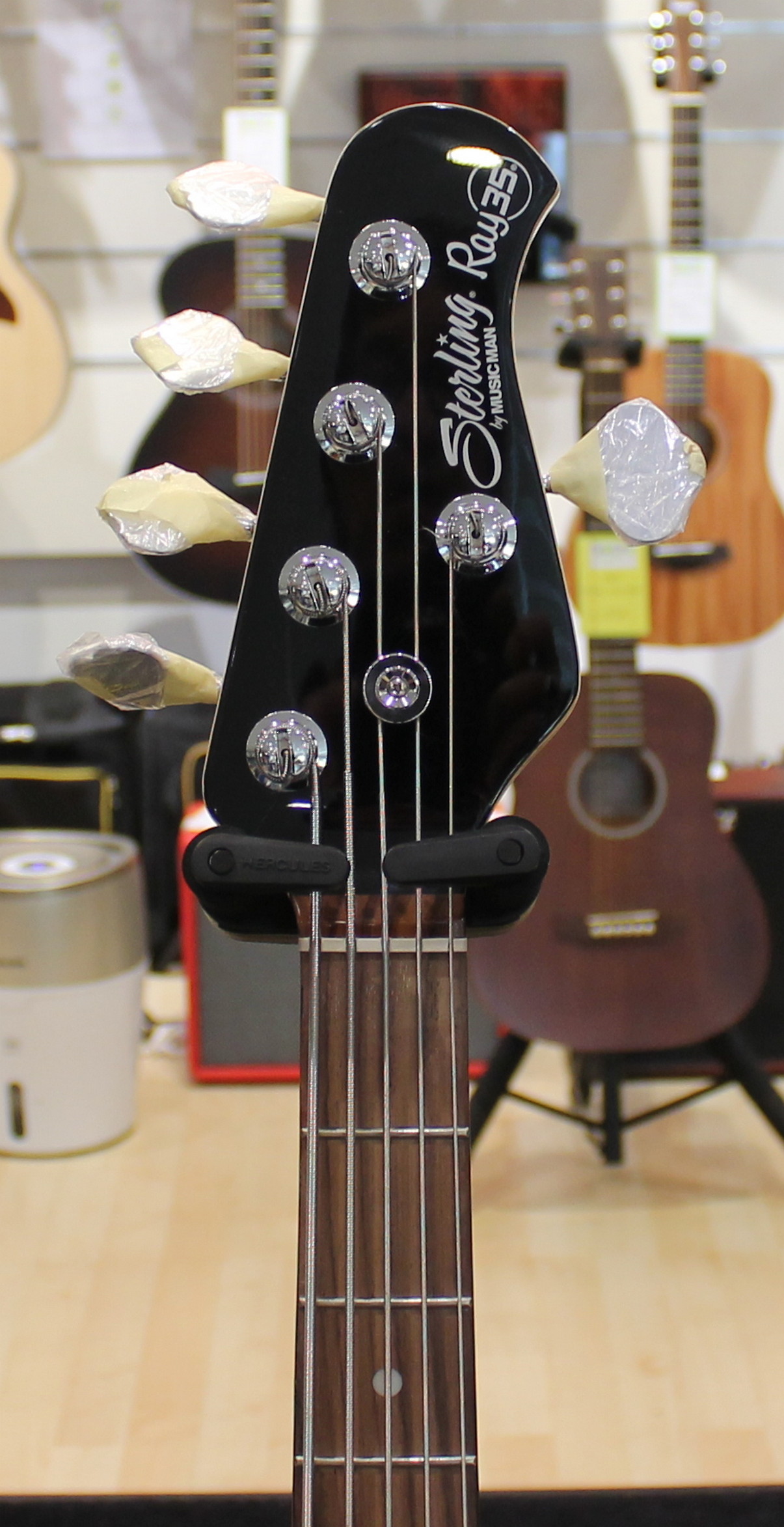 Sterling Ray 35 5H ACT 3 EQ BK EX DEMO - immagine 8