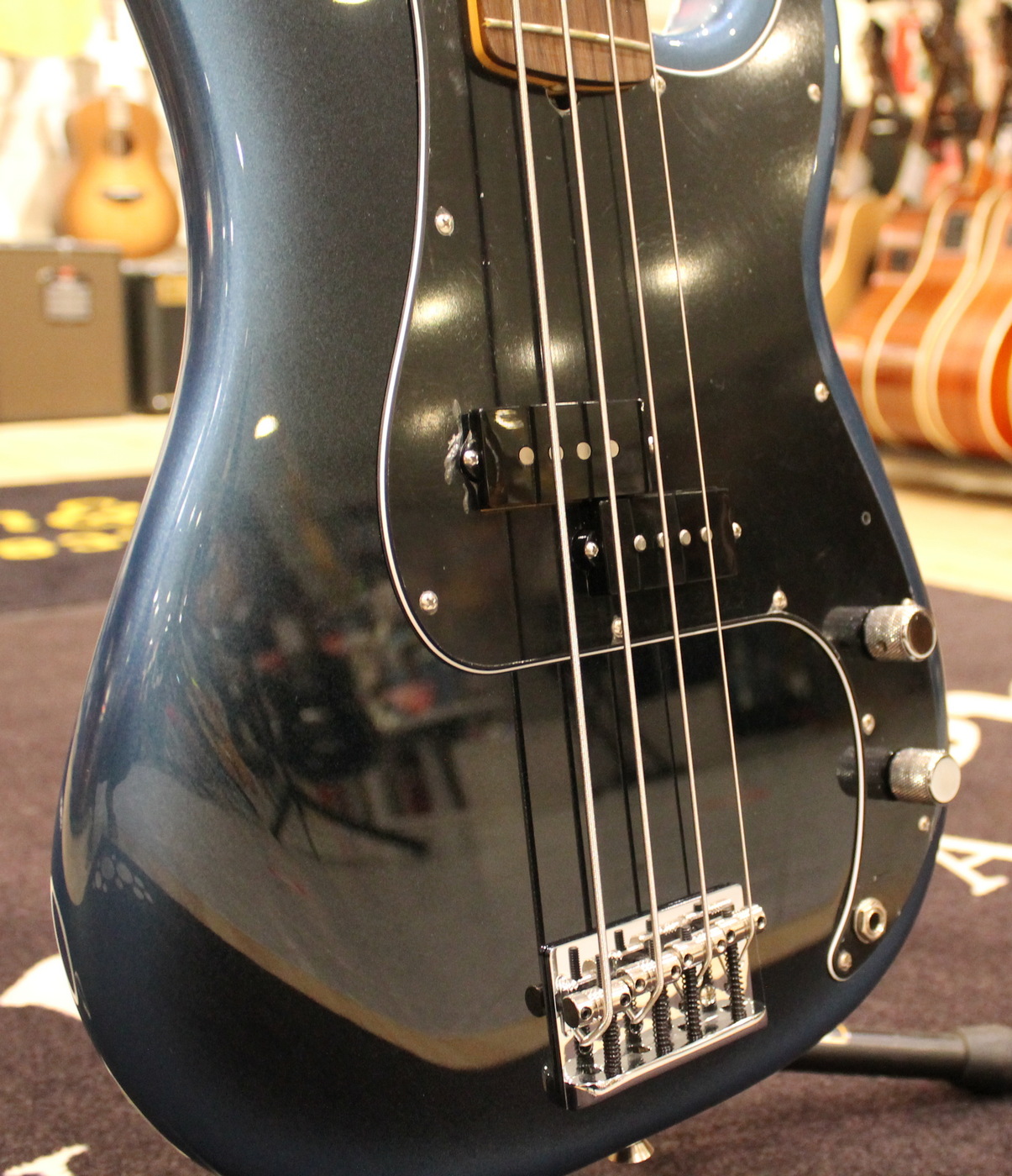 Fender American Professional II Precision Bass Dark Night USATO cod. 114321 - immagine 3