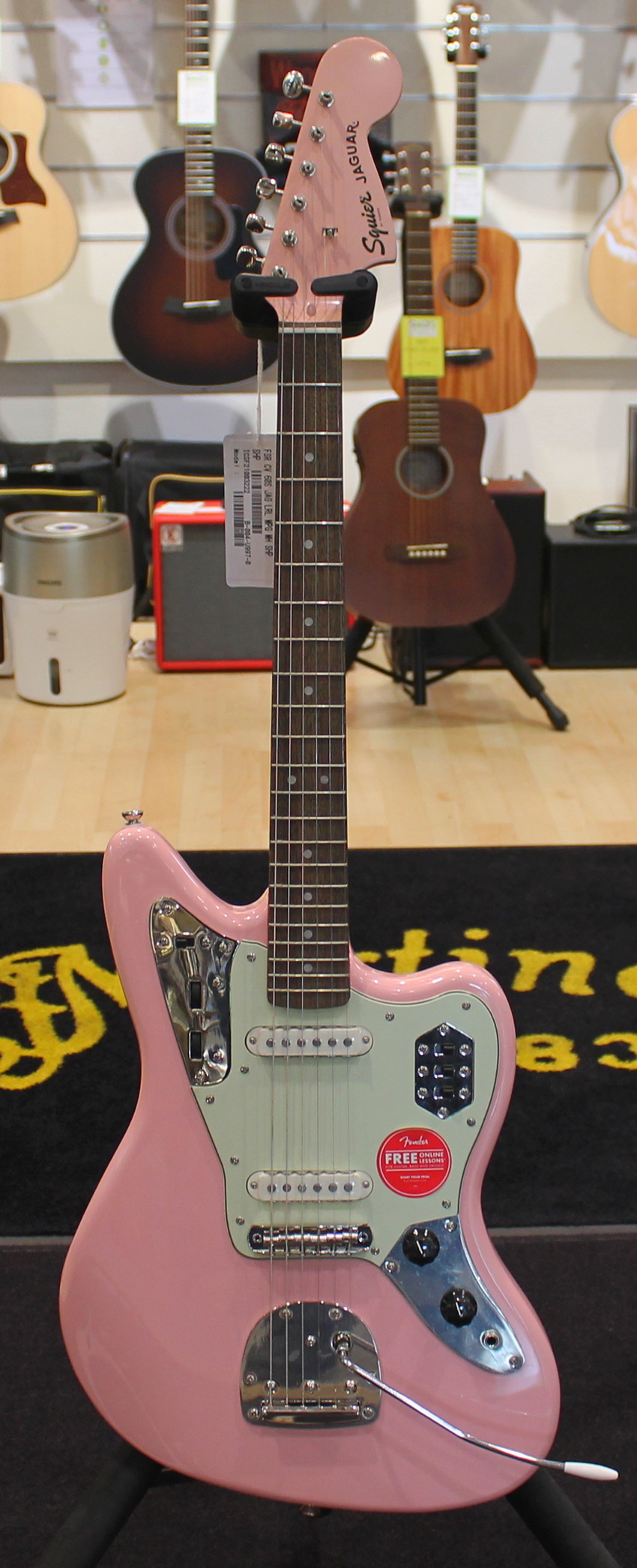 Squier Jaguar FSR Classic Vibe '60 Shell Pink EX DEMO