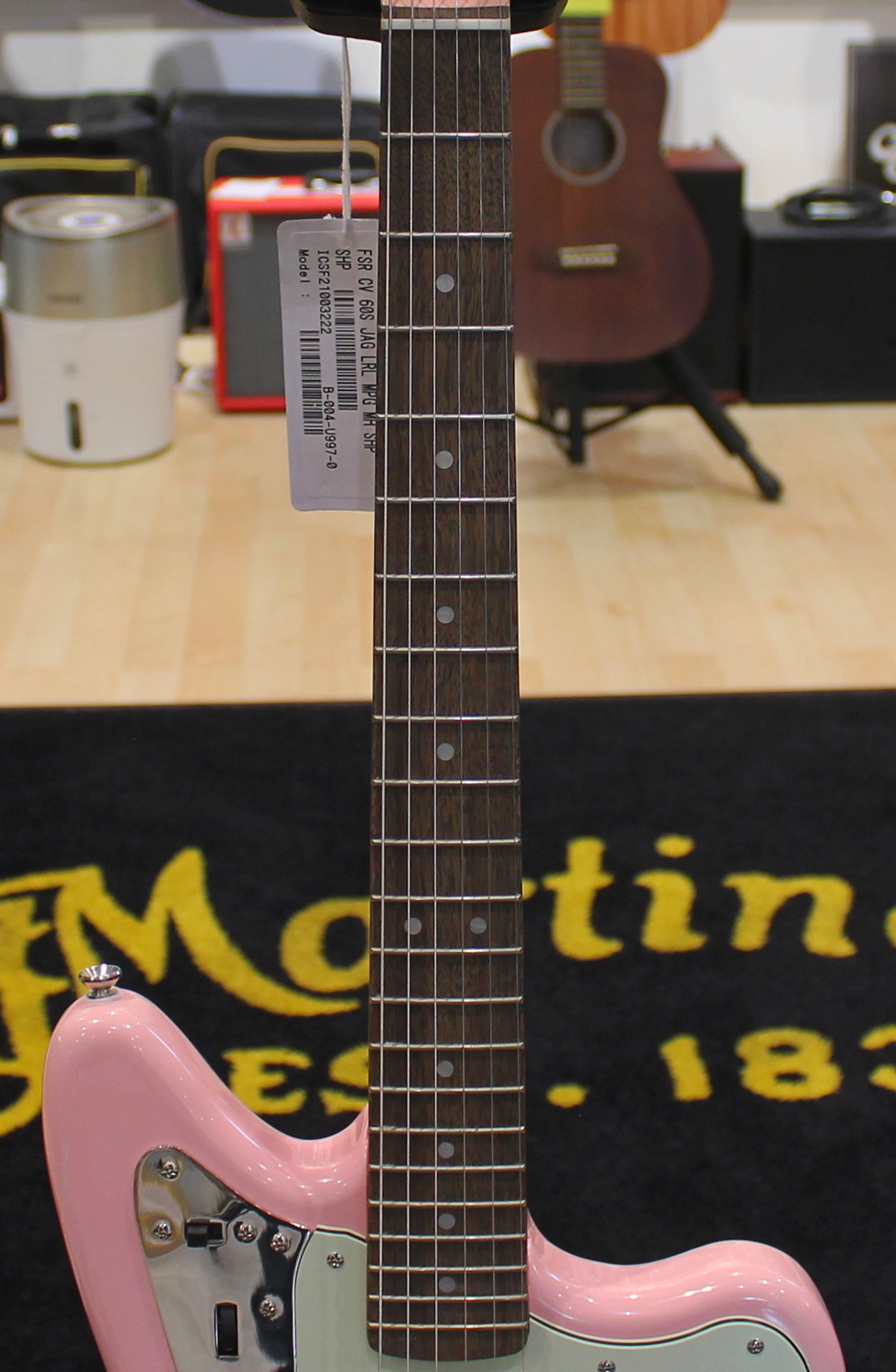 Squier Jaguar FSR Classic Vibe '60 Shell Pink EX DEMO - immagine 6