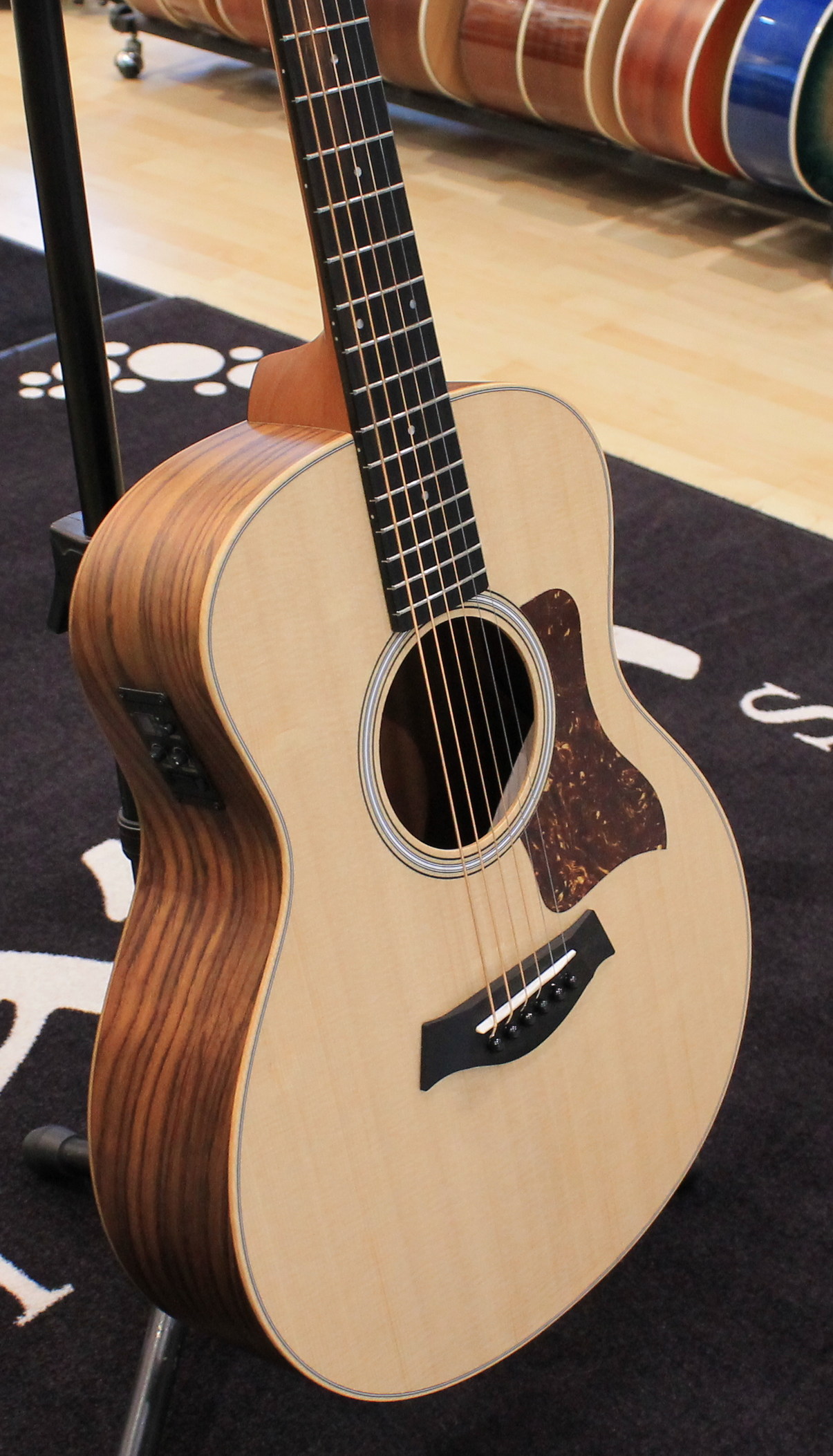 Taylor GS Mini-e Walnut USATO cod. 112121 - immagine 2