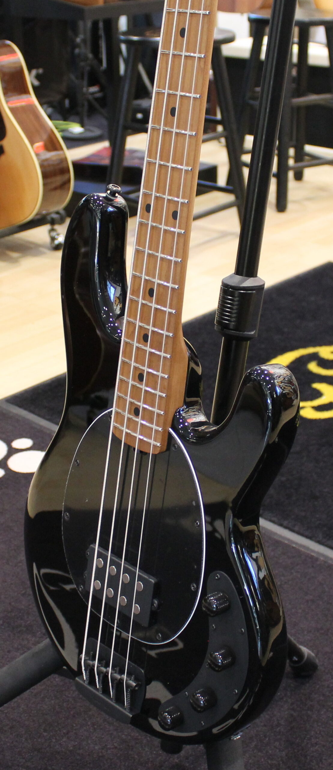 Music Man StingRay Special H Black 2021 - immagine 4