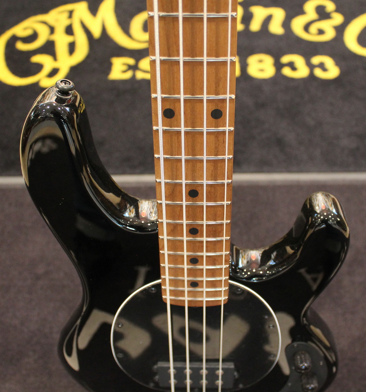Music Man StingRay Special H Black 2021 - immagine 5