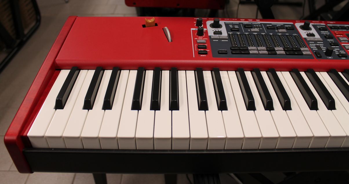 Clavia Nord Stage 3 88 EX DEMO - immagine 2