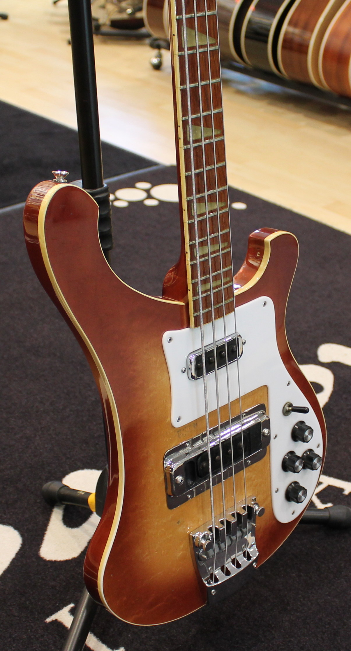 Rickenbacker 4003 Autumnglo 1986 USATO cod. 124921 - immagine 2