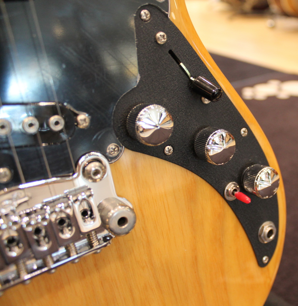 G&L CLF Skyhawk USA Natural - immagine 4