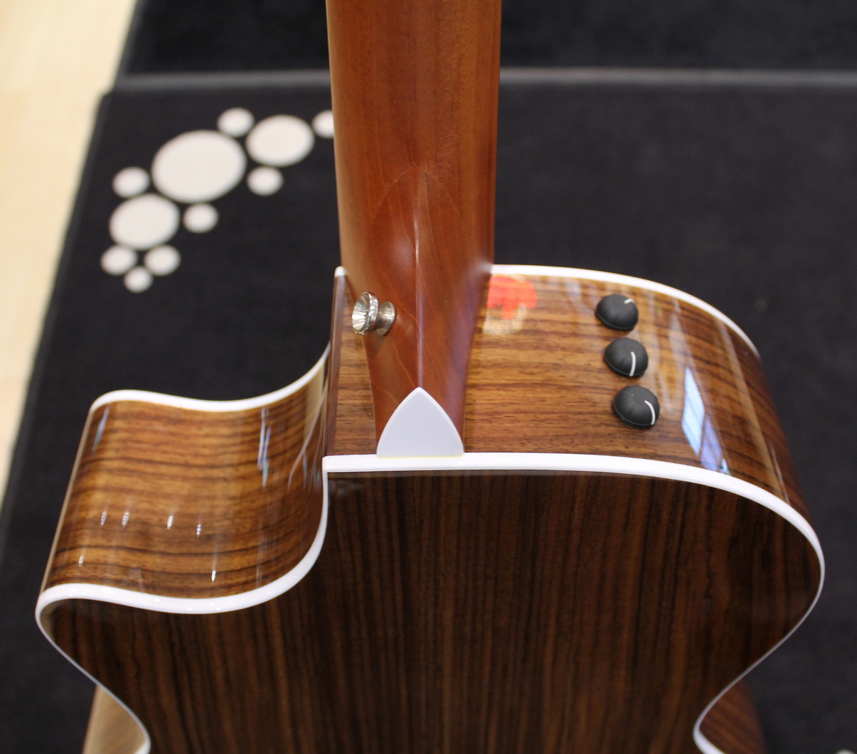 Taylor 414ce-R V-Class USATO cod. 7622 - immagine 10