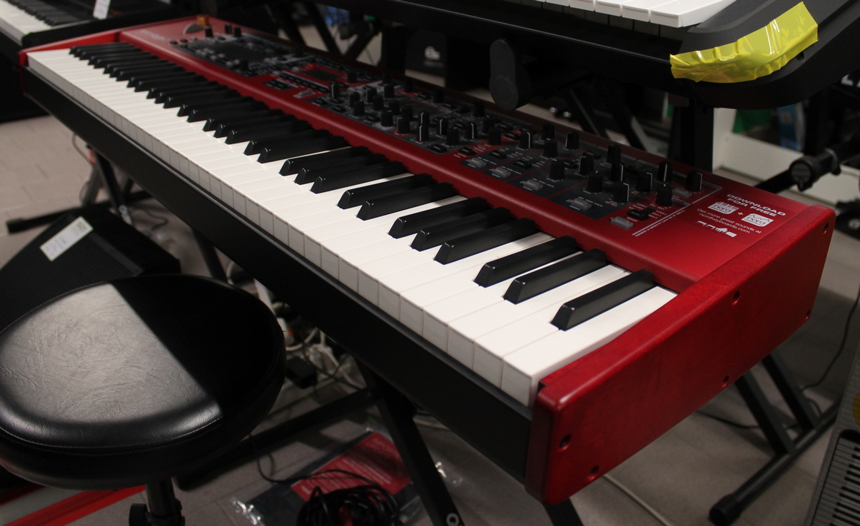 Nord Stage 3 HP76 USATO cod. 18422 - immagine 2