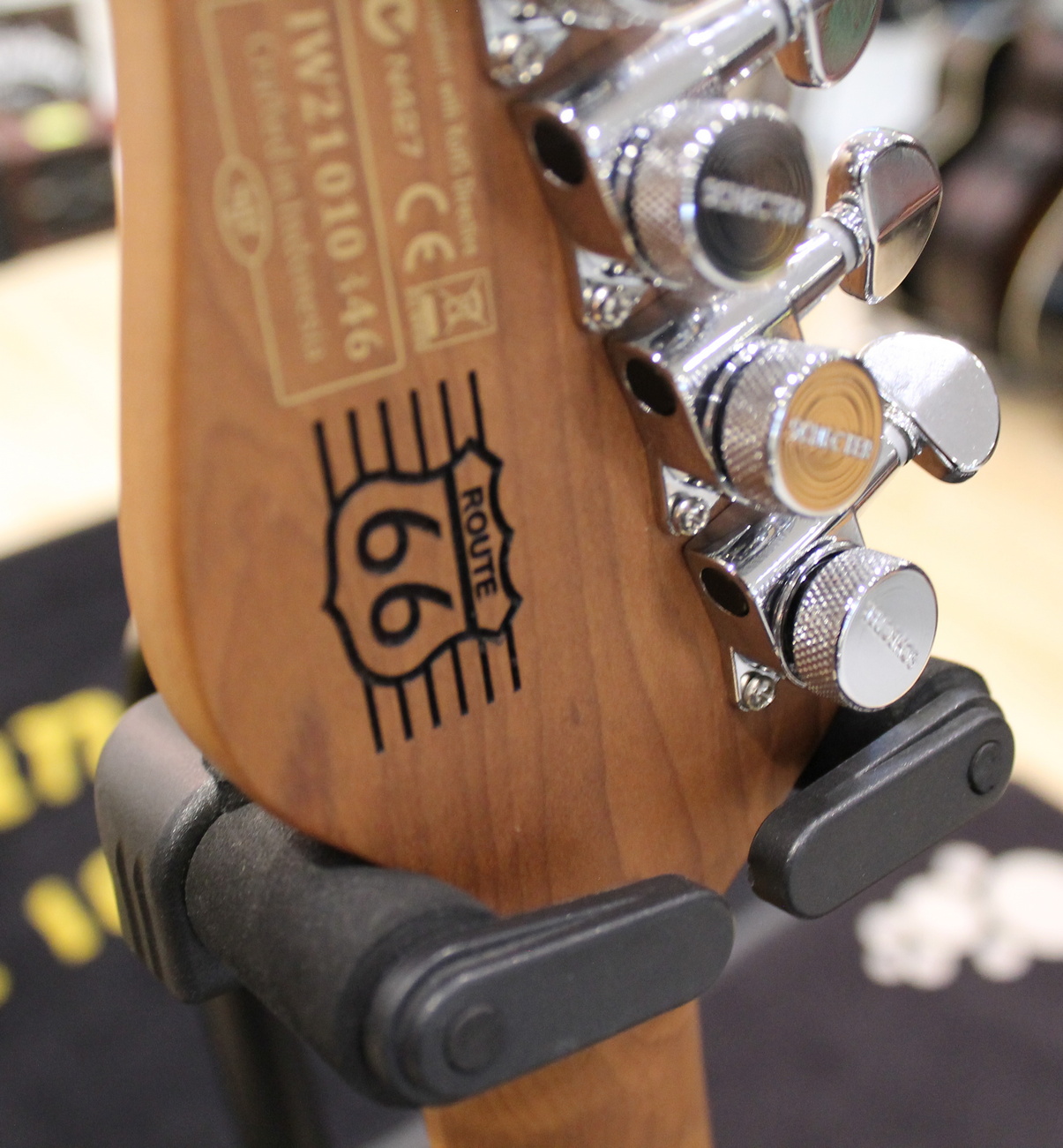 Schecter Traditional Route 66 LTD Yang H/S/S USATO cod. 16022 - immagine 14