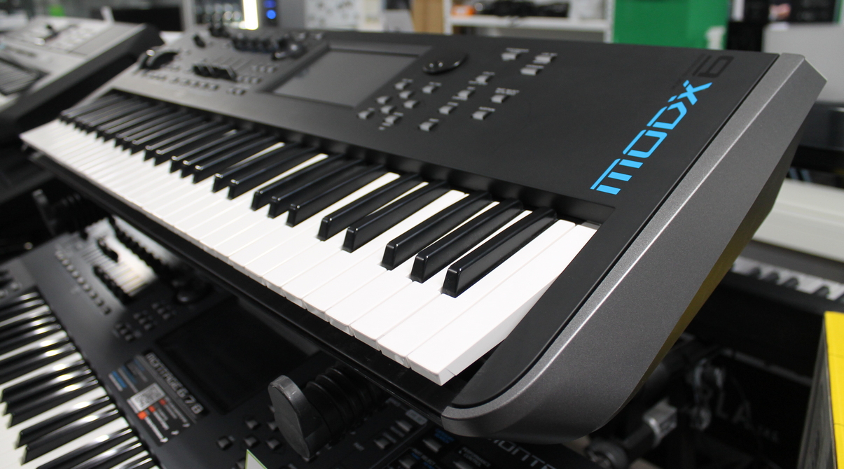 Yamaha MODX6 USATO cod. 23622 - immagine 3