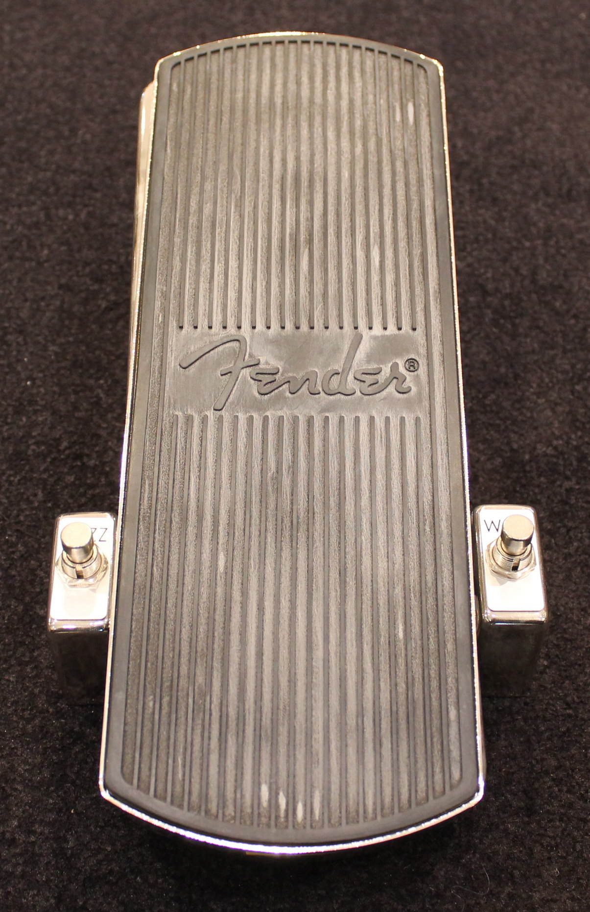 fender fuzz wah フェンダー　ファズ　ワウ