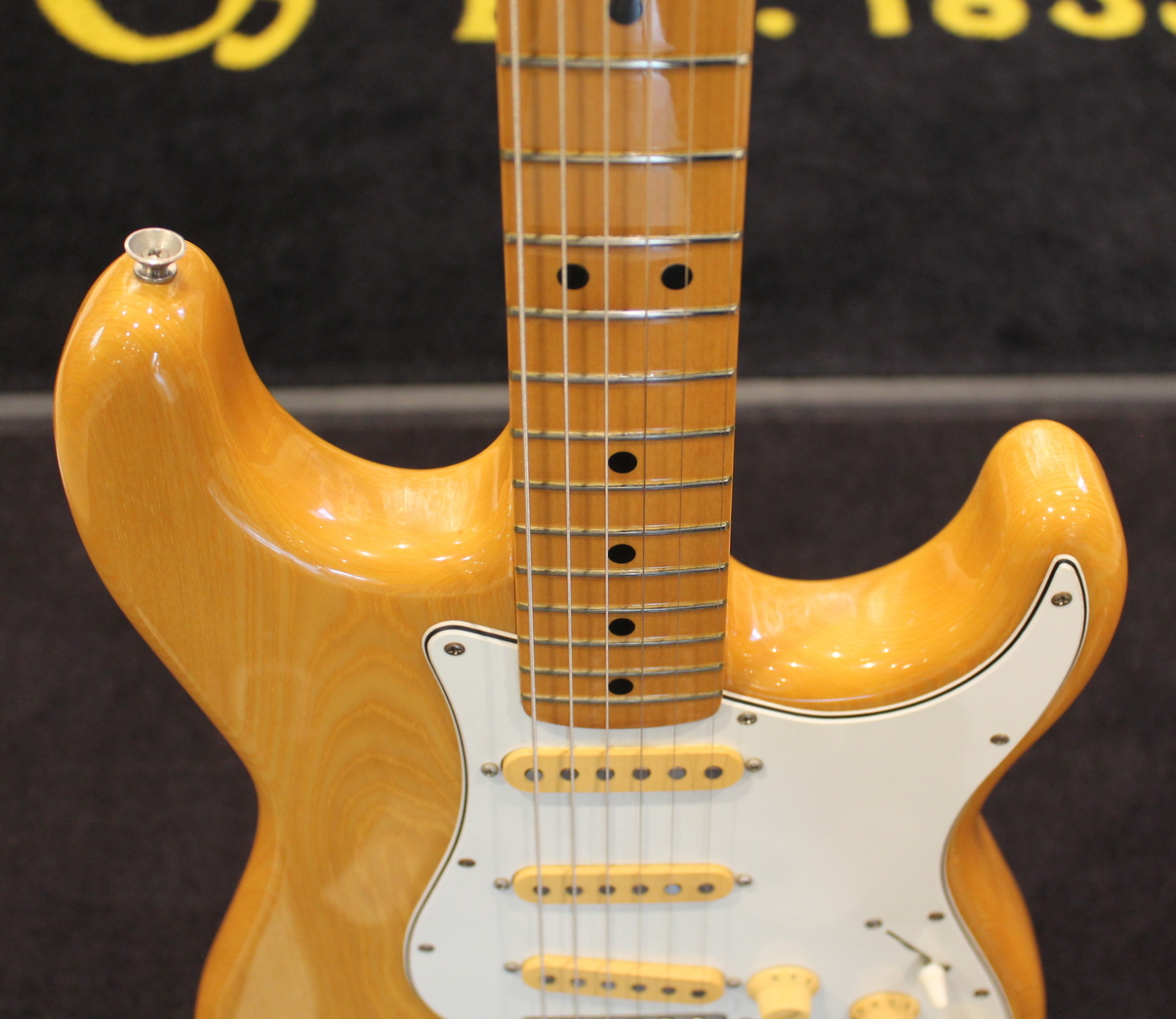 Fernandes Strat Stone Logo 1977 USATO cod. 41222 - immagine 4