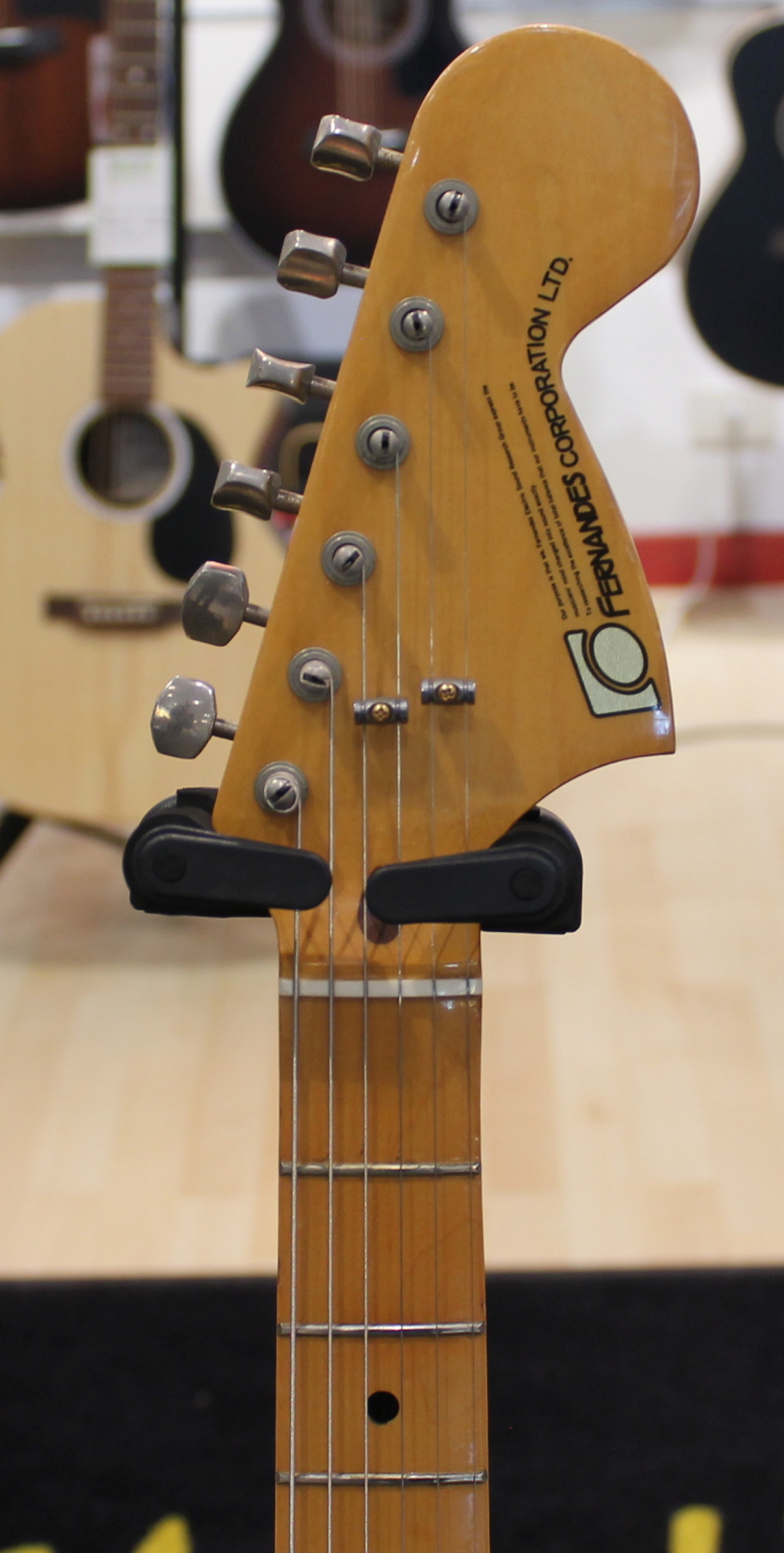 Fernandes Strat Stone Logo 1977 USATO cod. 41222 - immagine 6