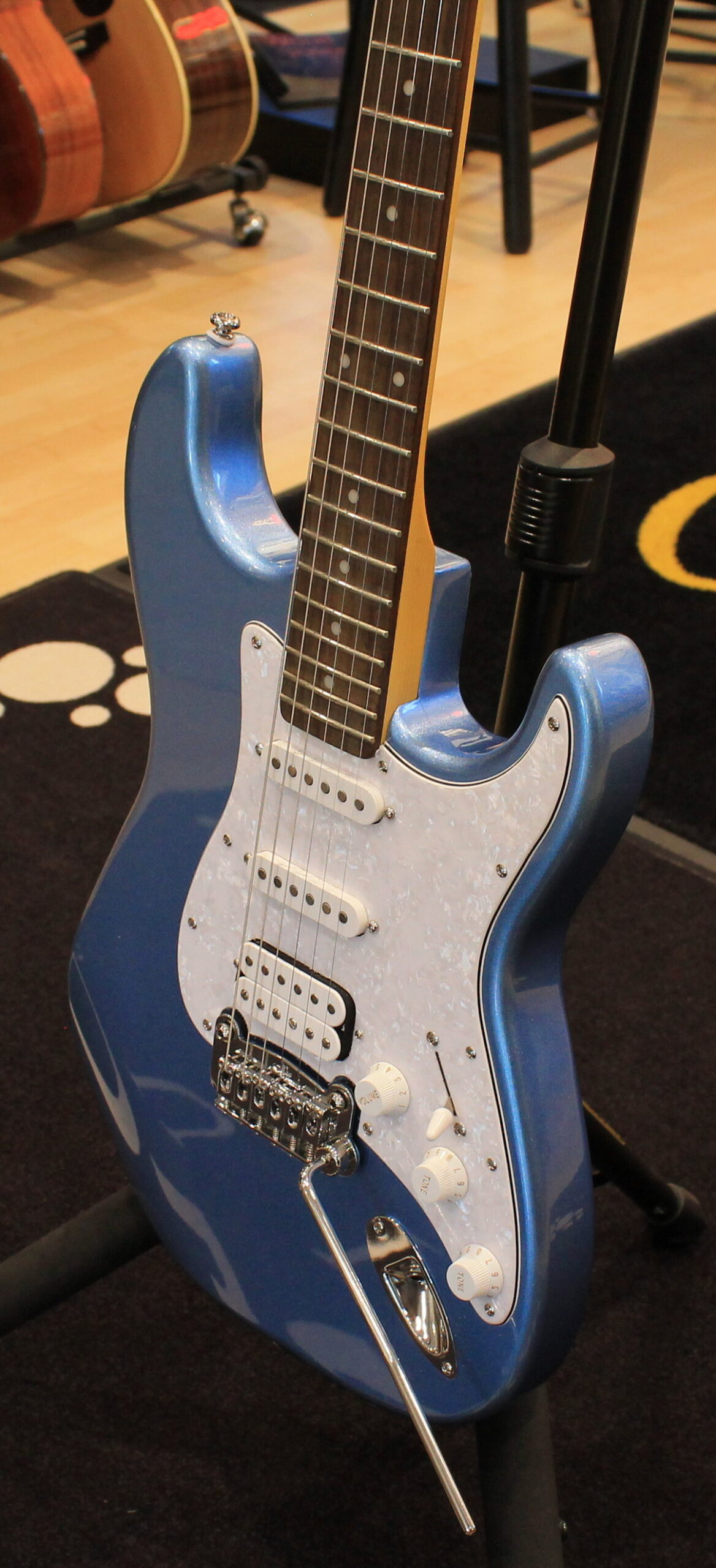 G&L Tribute Legacy HSS Lake Placid Blue EX DEMO - immagine 4