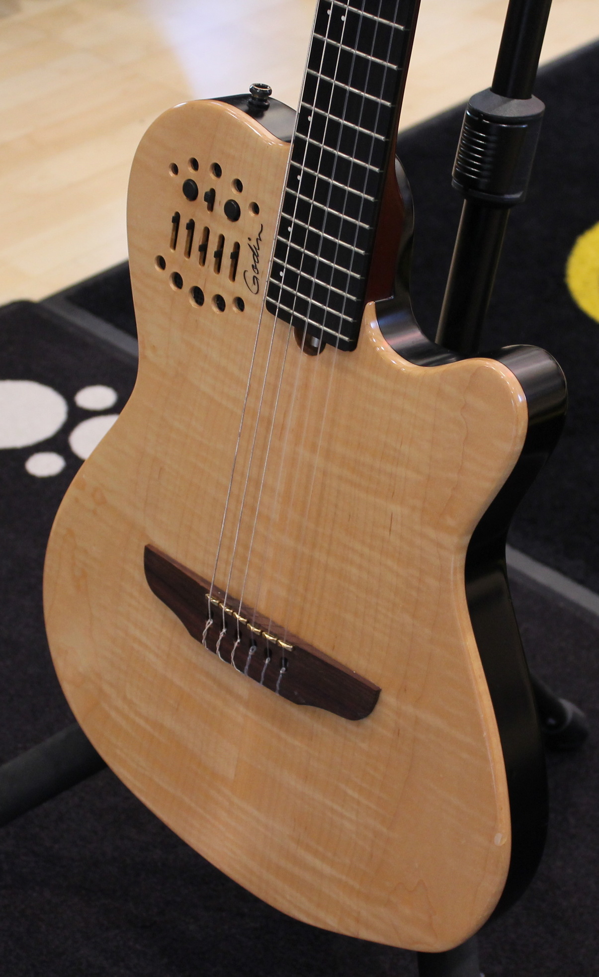 Godin Multiac ACS Nylon USATO cod. 42422 - immagine 4