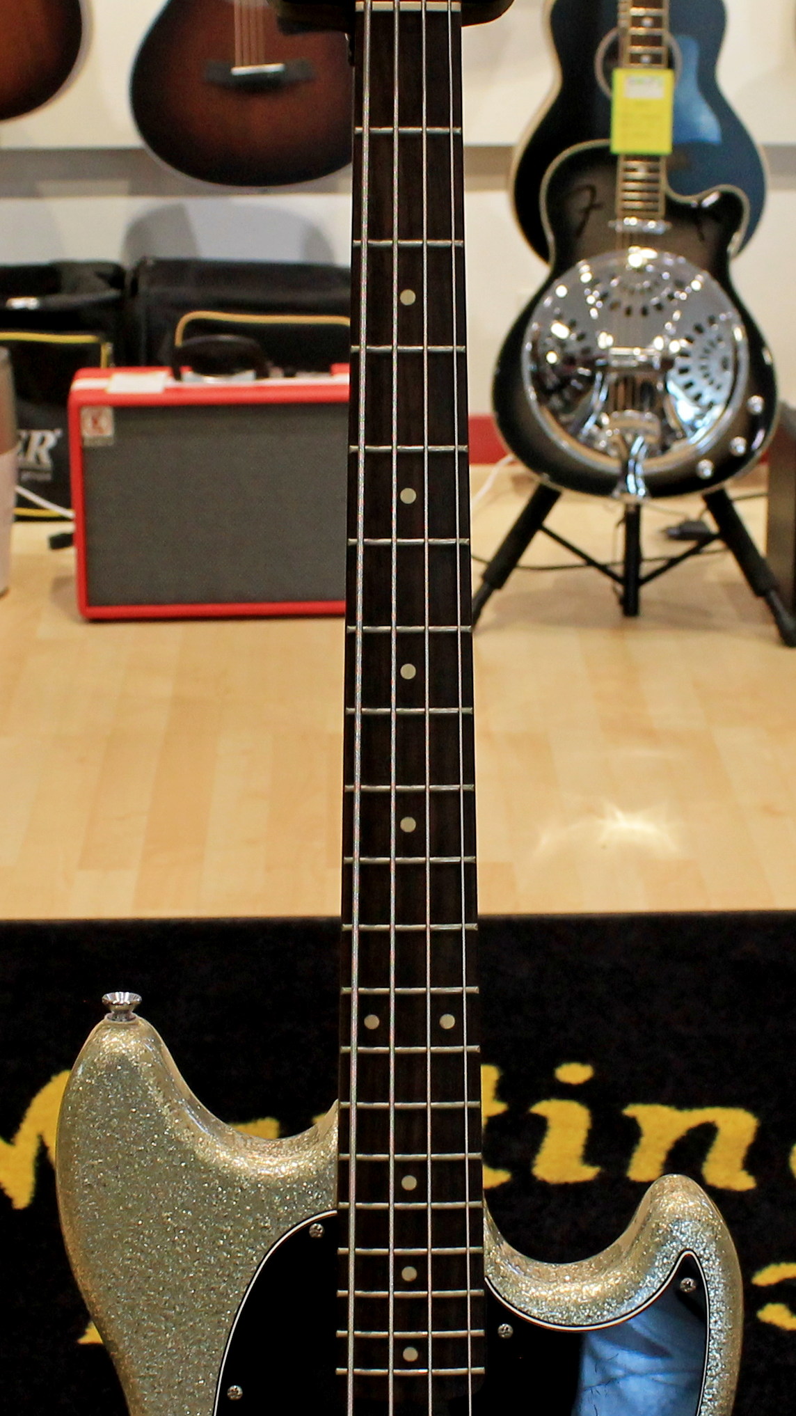 Squier Mustang Bass Mikey Way Signature USATO cod. 34922 - immagine 6