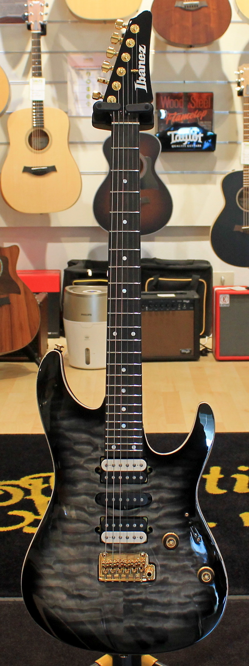 Ibanez AZ47P1QM-BIB Black Ice Burst EX DEMO