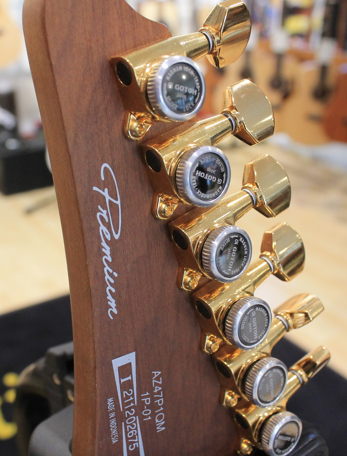 Ibanez AZ47P1QM-BIB Black Ice Burst EX DEMO - immagine 14