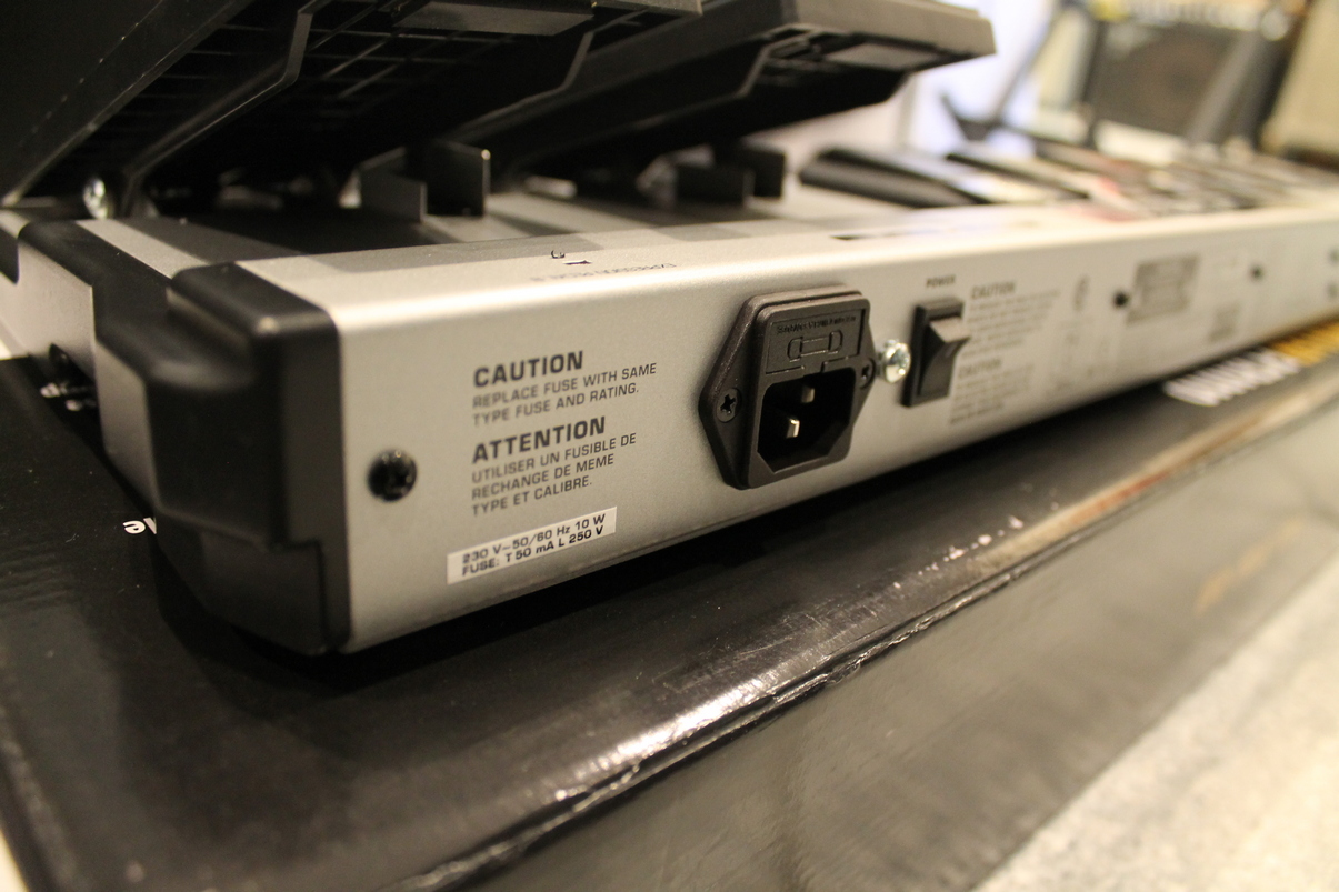 Behringer FCB1010 USATO cod. 76222 - immagine 4