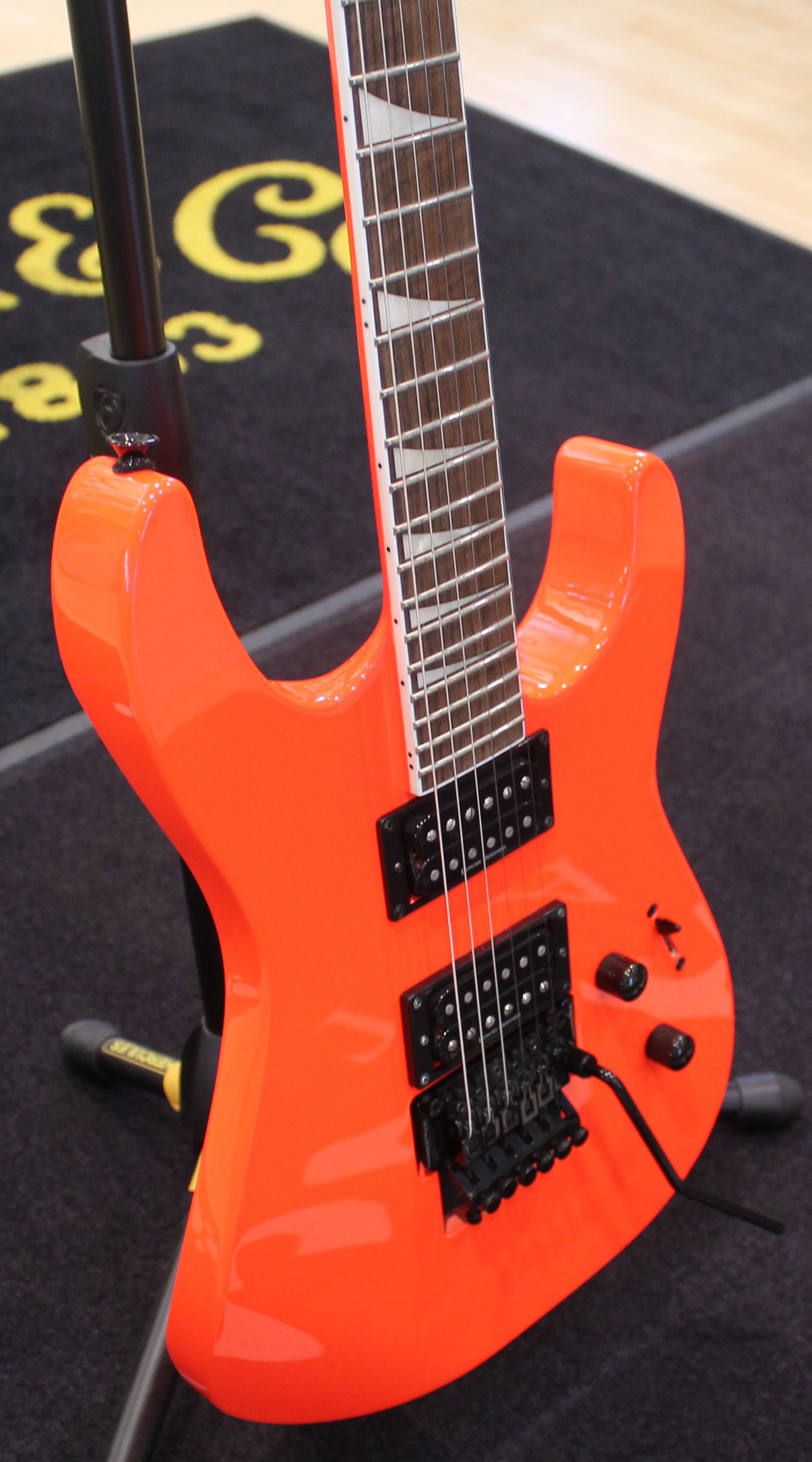 Jackson Soloist SLX Tamo Ash LR Rocket Red USATO cod. 83822 - immagine 2