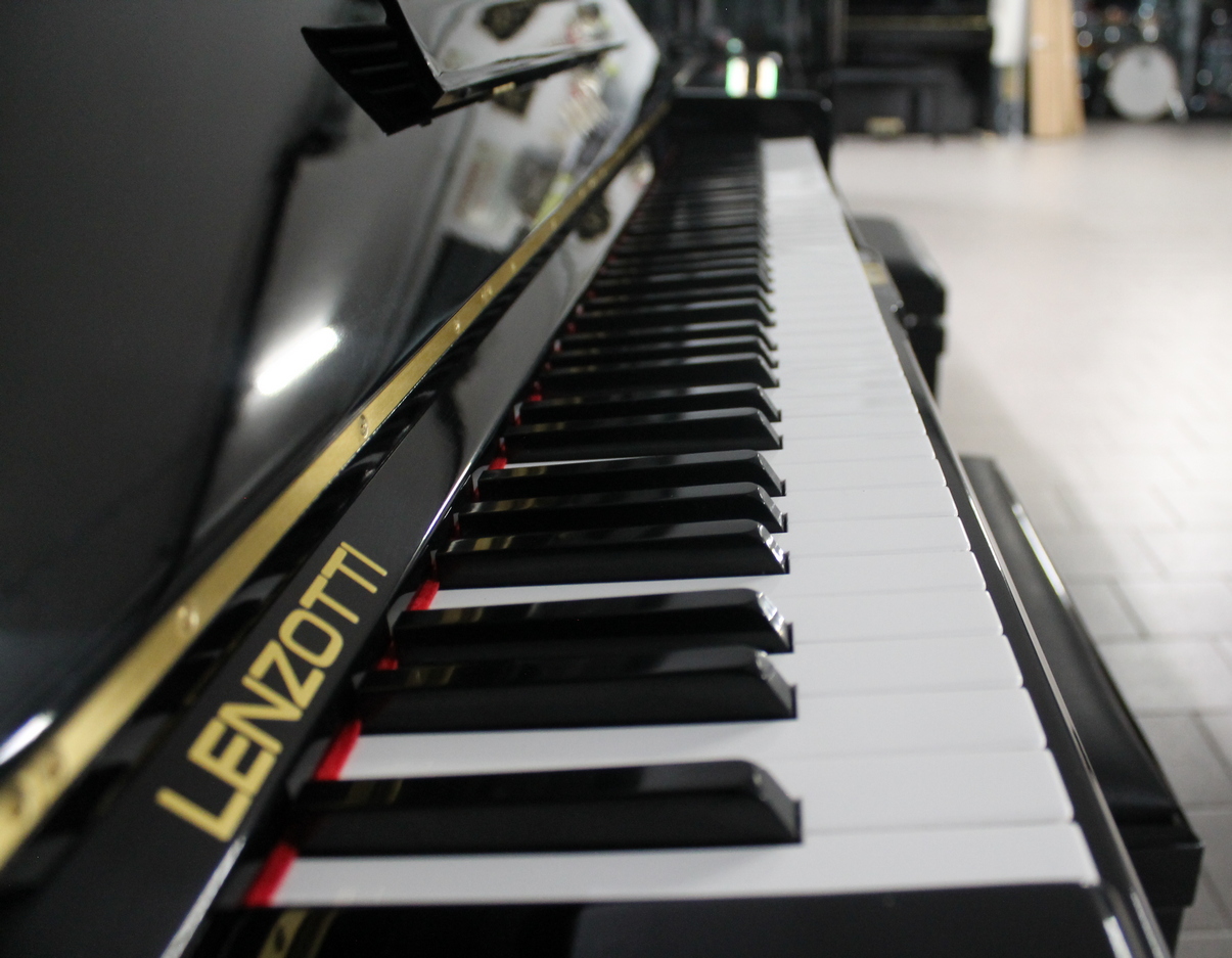 Yamaha U1G Pianoforte Verticale Ricondizionato - immagine 4