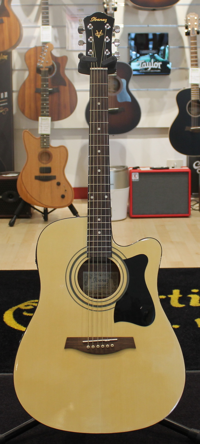 Ibanez V72ece Nat USATO cod. 85922