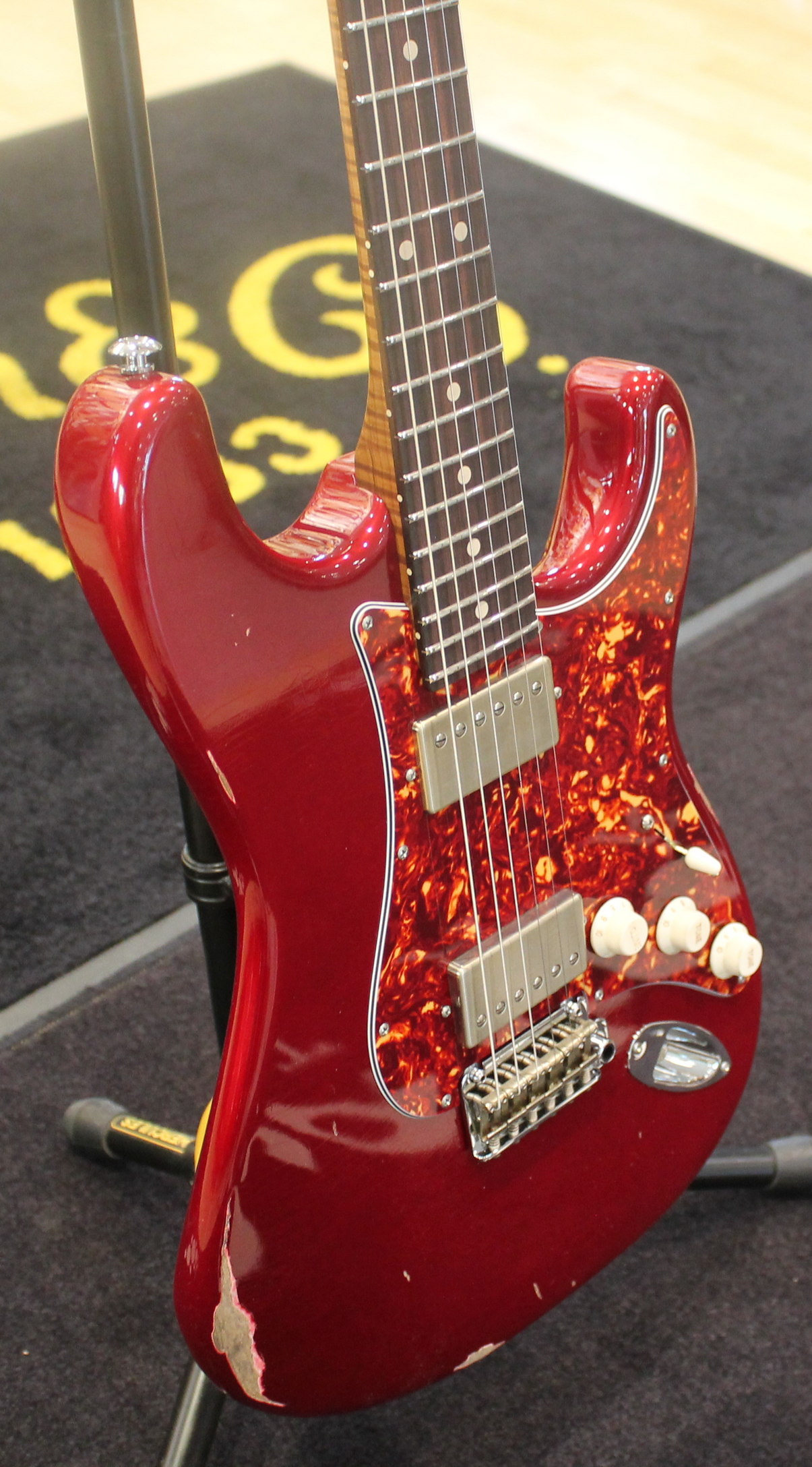 Suhr Classic S Antique HH Candy Apple Red Metallic Limited Edition - immagine 2