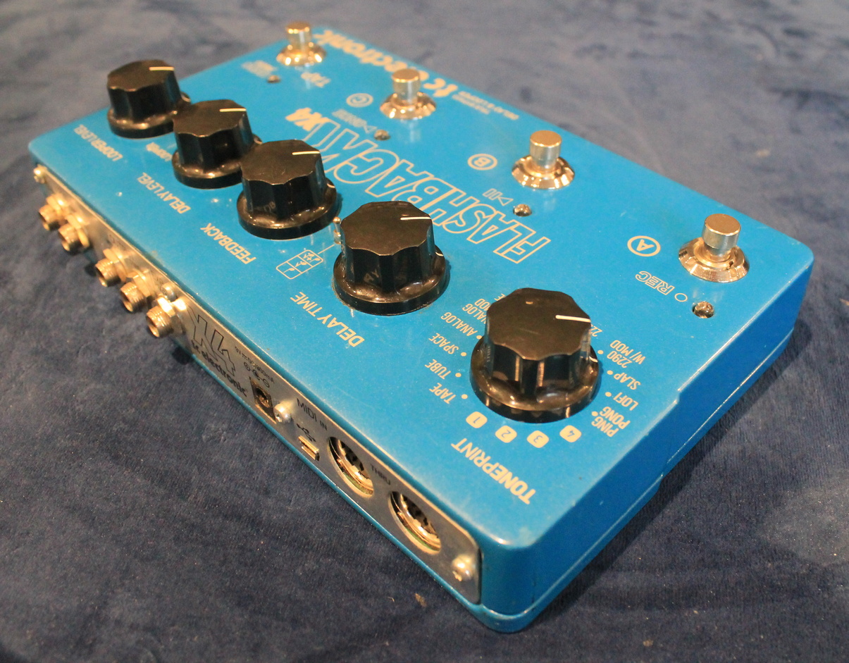 TC Electronic Flashback X4 USATO cod. 96622 < Lenzotti Strumenti