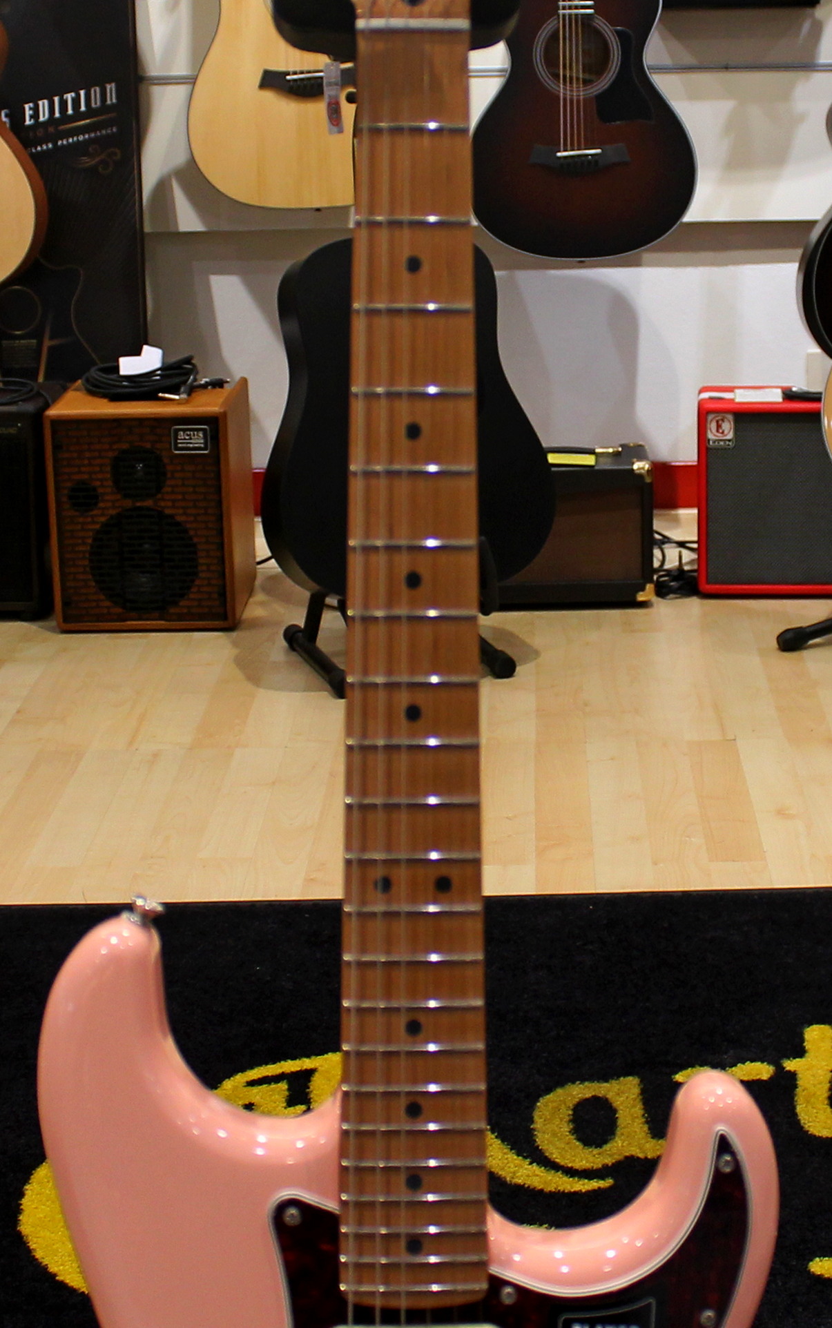 Fender Player Stratocaster HSS Shell Pink USATO cod. 107522 - immagine 6