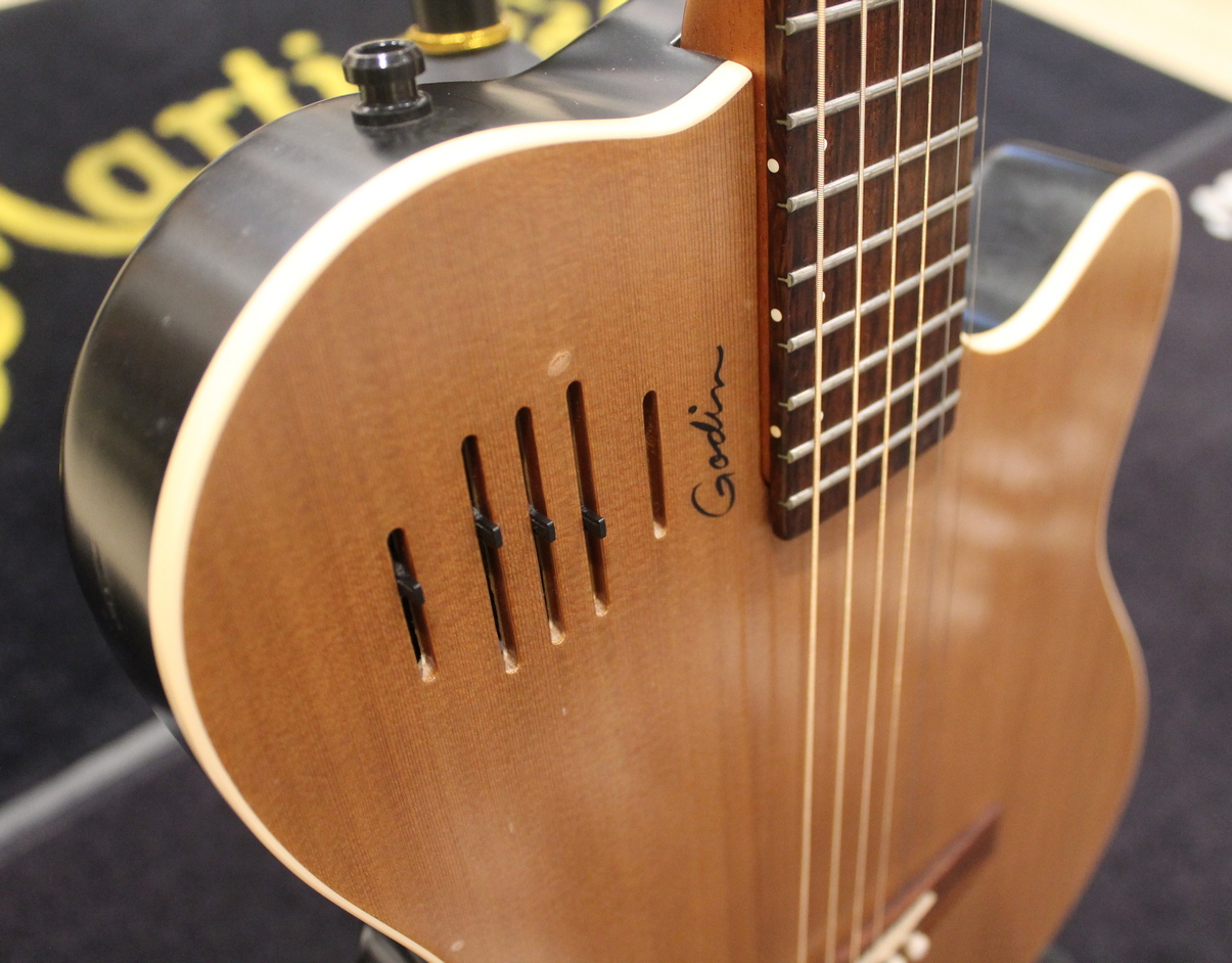 Godin A6 Natural SG USATO cod. 114422 - immagine 3