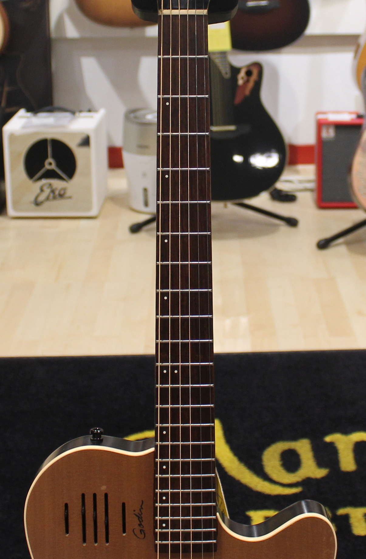Godin A6 Natural SG USATO cod. 114422 - immagine 6