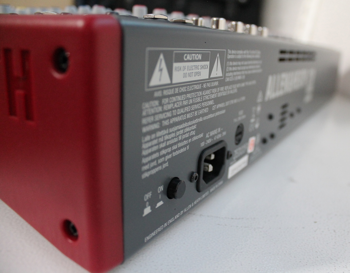 Allen & Heath Zed 22 FX USATO cod. 12623 - immagine 8